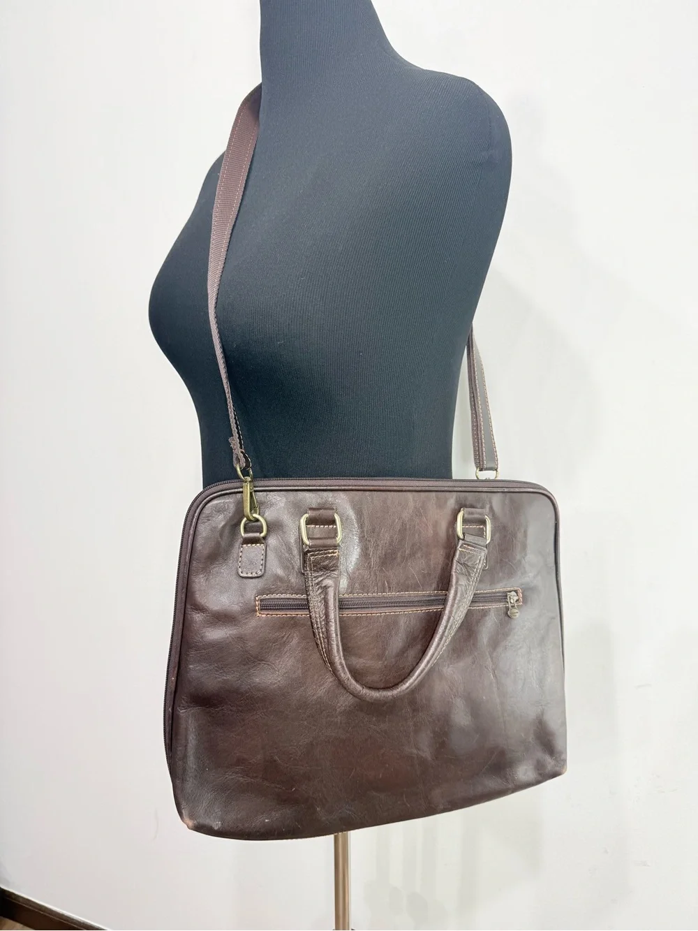 Luigi Benetton Italian Crafted Leather Dark Brown Double Handle Commuter Bag